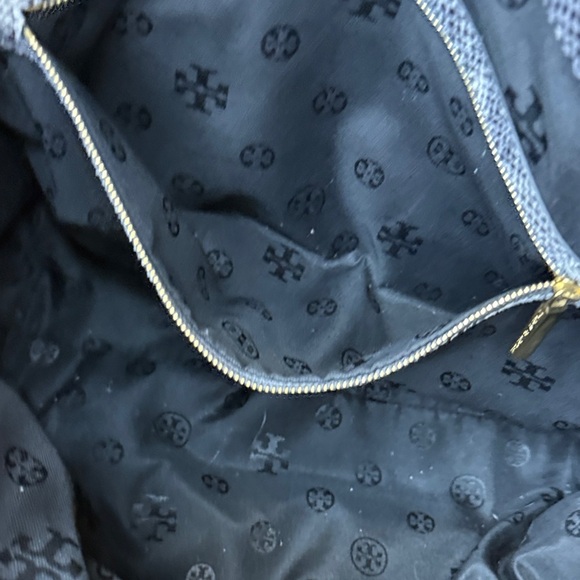 Tory Burch Thea Gray Snake Embossed Tote - Picture 14 of 16